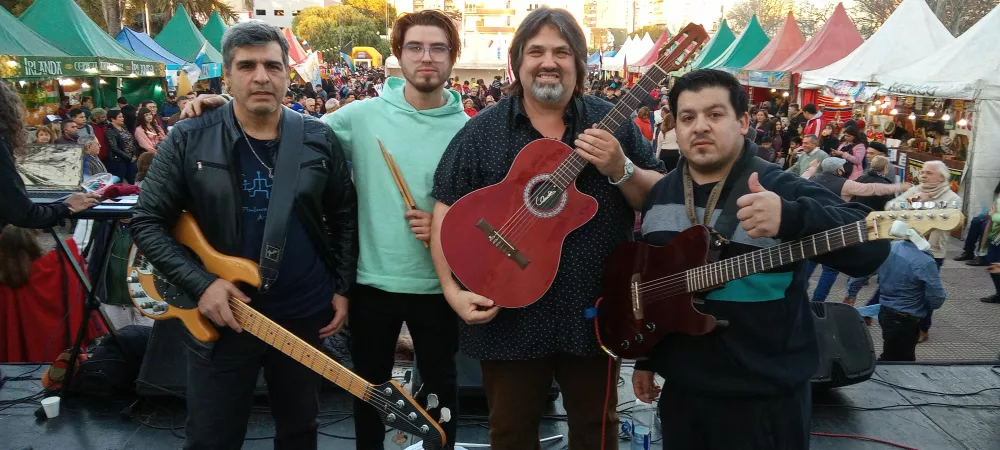 Ruben Godoy con La Banda en Lomas De Zamora