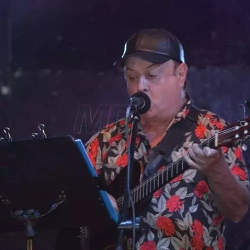 Daniel Farisano y su banda