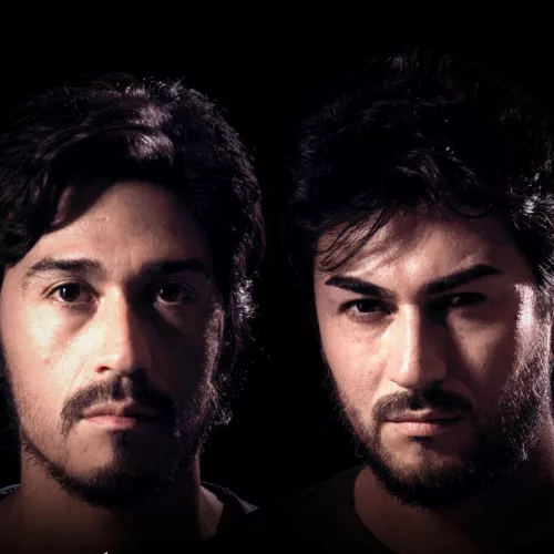 En el año 2011 se editó su primer disco llamado "Misterio Escondido". Contaron con el apoyo de grandes referentes de la Música Folklórica Argentina como Horacio Banegas, a cargo de la producción de dicho material, junto con su hijo "Mono" Cristian Banegas. A partir de su primer disco, se originó el nombre actual del grupo: "Don Argañaraz", aludiendo: el "Don" en referencia al vocablo que antecede al nombre de una persona y que se utiliza como una expresión de respeto, y el "Argañaraz" al apellido que los pr