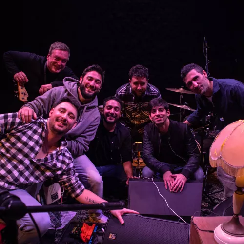 Foto actualizada con los 7 integrantes actuales de "Esquirlas ASM"