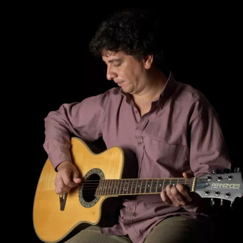 Gustavo Romero el Músico del Aula