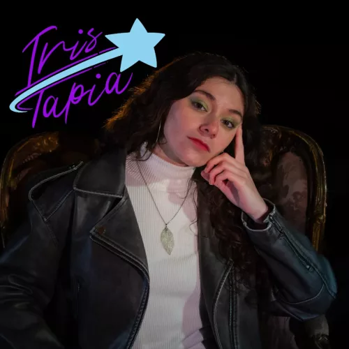 iris en la portada de su cancion "extrañandote"