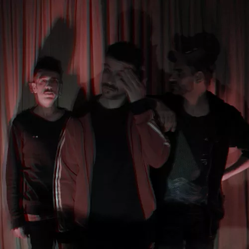 tenemos grandes planes, hacemos cualquiera...