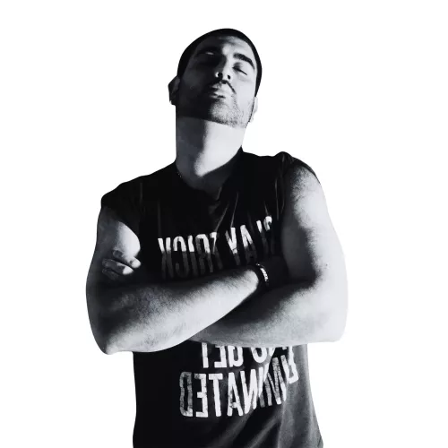 Yo mirando la cámara