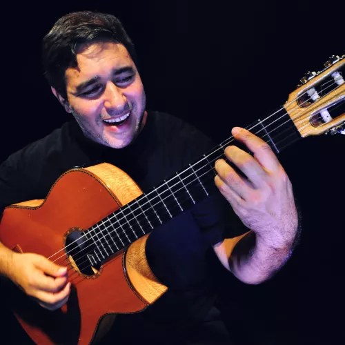 Martin Deferrari Guitarra y Voz