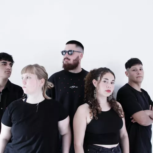 seres del tiempo fullband fondo blanco