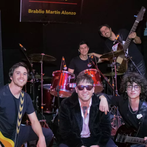 Los 5 sobre el escenario