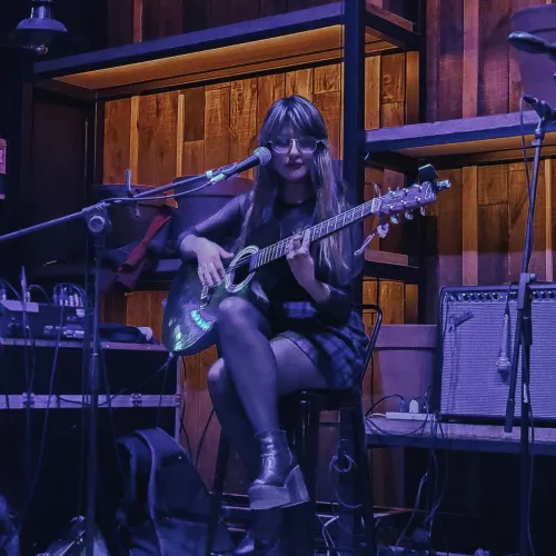 Tocando en vivo en Ogham de Balcarce