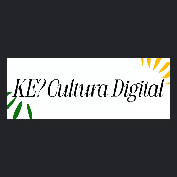 Isologo de KE? Cultura Digital, con el nombre de la organización en negro y elementos gráficos en verde y amarillo sobre fondo blanco.