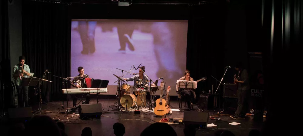 Daniel Jauri + Parques y Libros