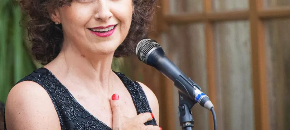 Elke Aymonino