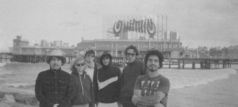 los seis integrantes de gitanos