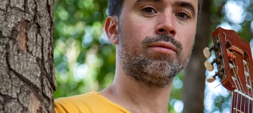 Juan Martín Vázquez. Cantautor.