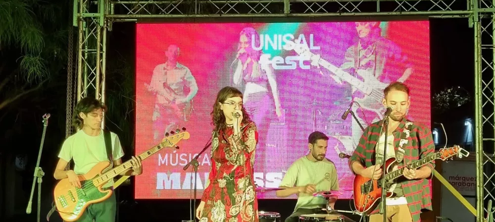 MAKUSSA EN UNISAL FEST