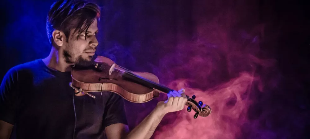 Performance de un Show en vivo en Teatro de Lomas de Zamora