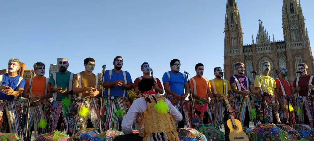 Murga Prometea en Plaza Moreno, La Plata
