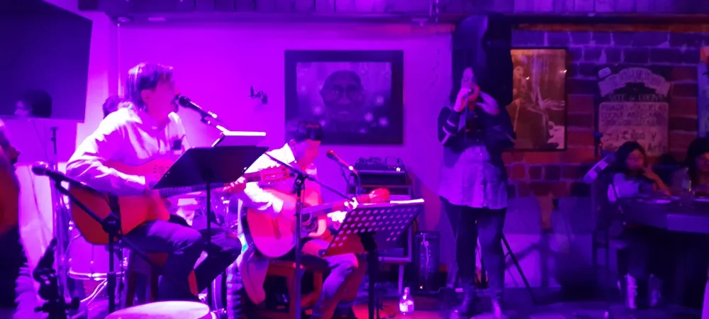 Presentación en Casa Vieja 