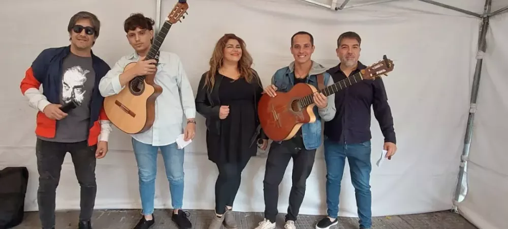 Músicos que acompañan el proyecto CARINA ANDINO 