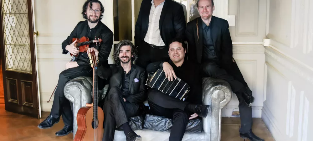 Cuarteto Mulenga y la voz de Maximiliano Aguero