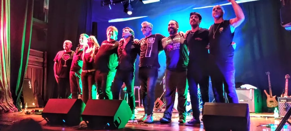 Foto en Teatro de Camara  Saludo Final