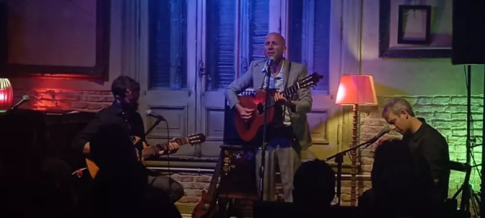 Buenos Aires, Café Vinilo. Septiembre 2025