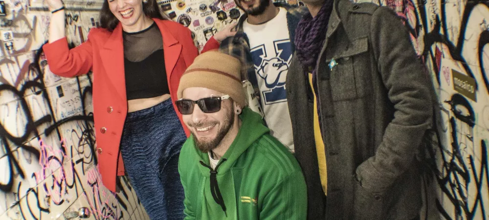 Flor Chisari full banda