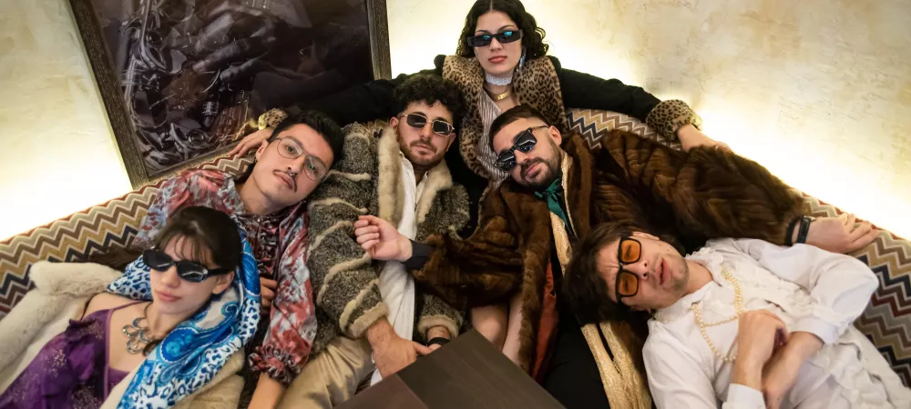 foto horizontal banda completa