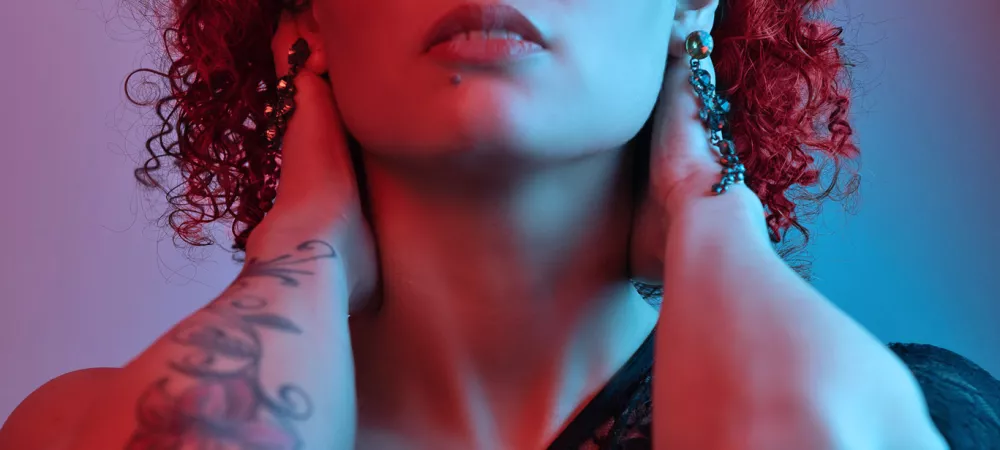 Valeria medio torso