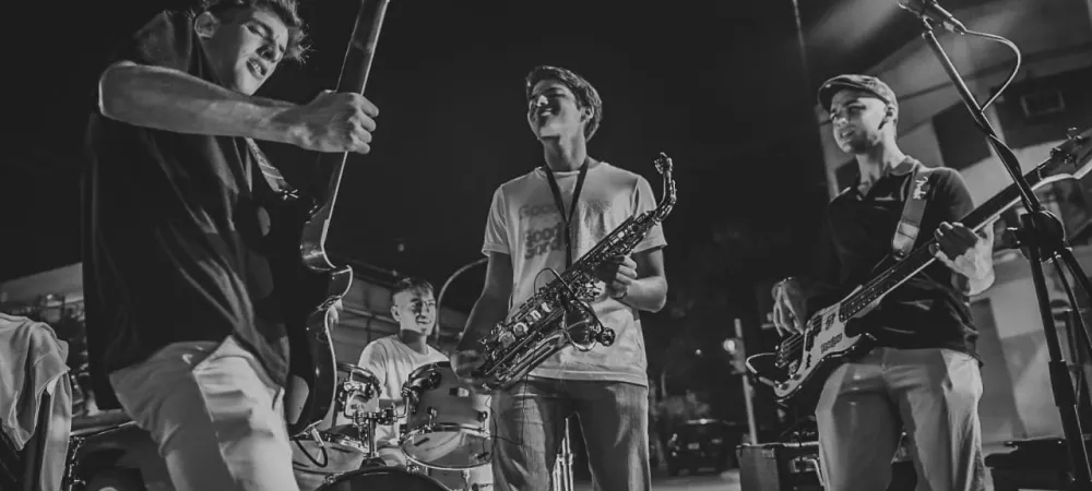 Tocando en vivo
