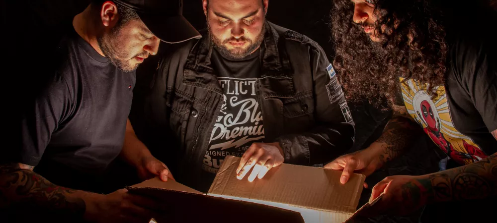 Imagenes promocionales del album "La Caja"