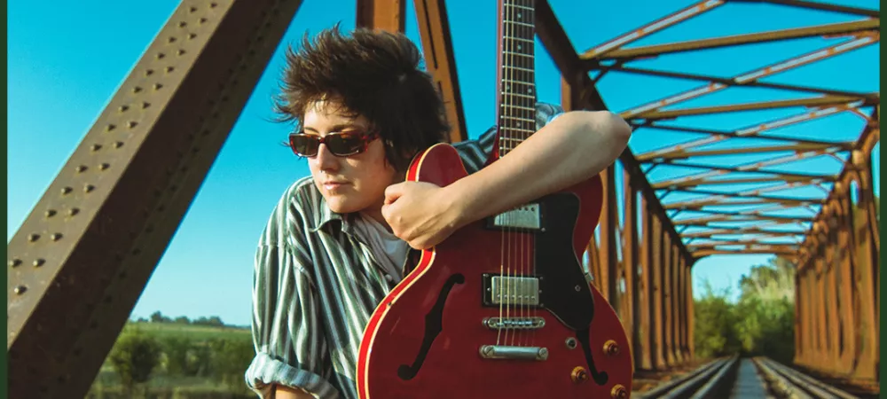 Melanie Williams & El Cabloide