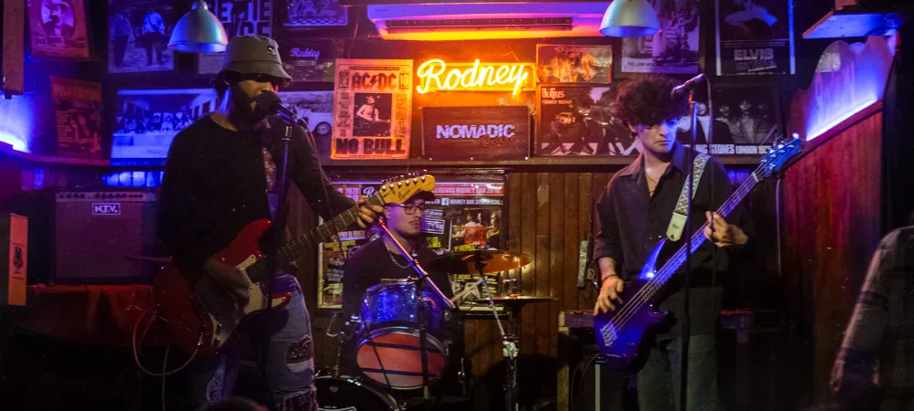 Tocando en vivo en Chacarita