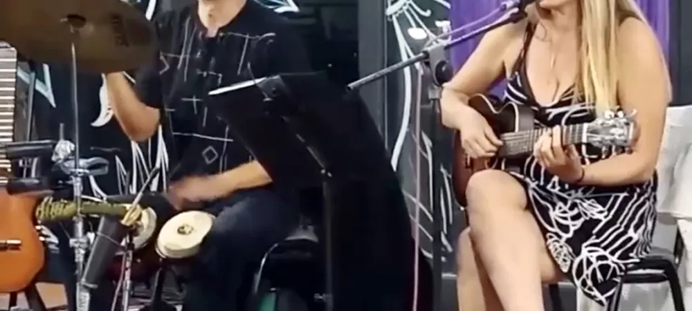 Presentaciones en vivo en el partido de eMar Chiquita  organizado por cultura de la municipalidad 