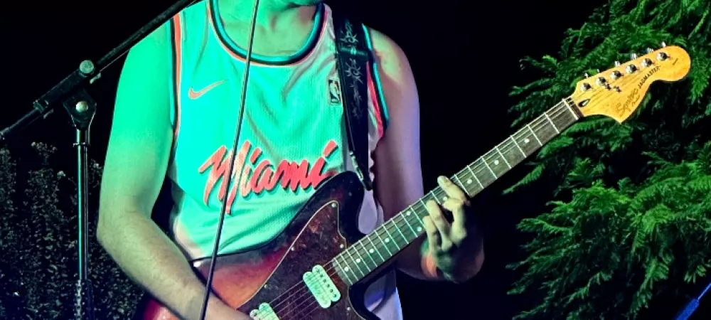 Guitarrista solo