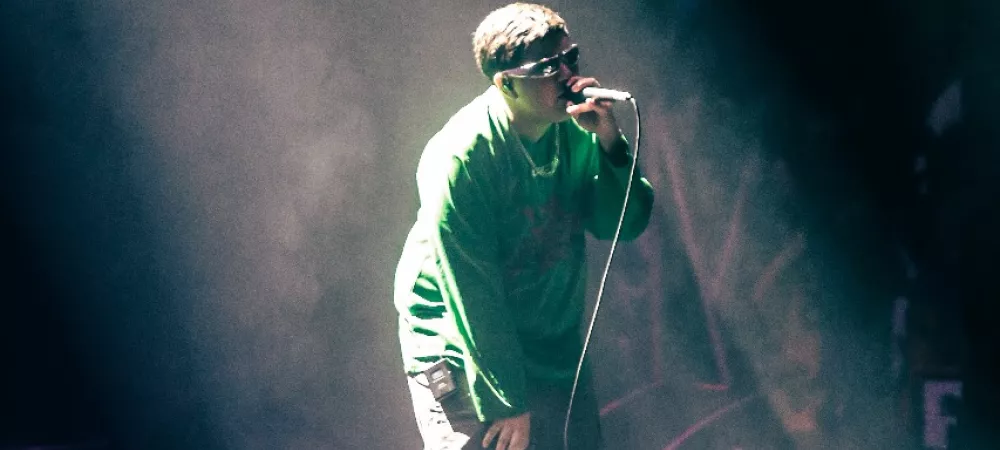 Totty tocando en el escenario del Gran Rex 