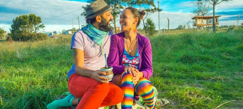 Flor y Lucky con sus colores