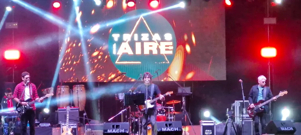 Trizas en el Aire en el escenario principal de Dorrego Festeja año 2024
