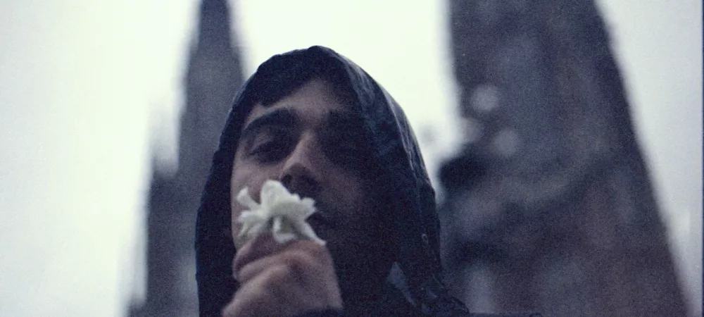 Imagen de Yon pol en sesion fotografica para el lanzamiento de Quizas no este entre tus cosas